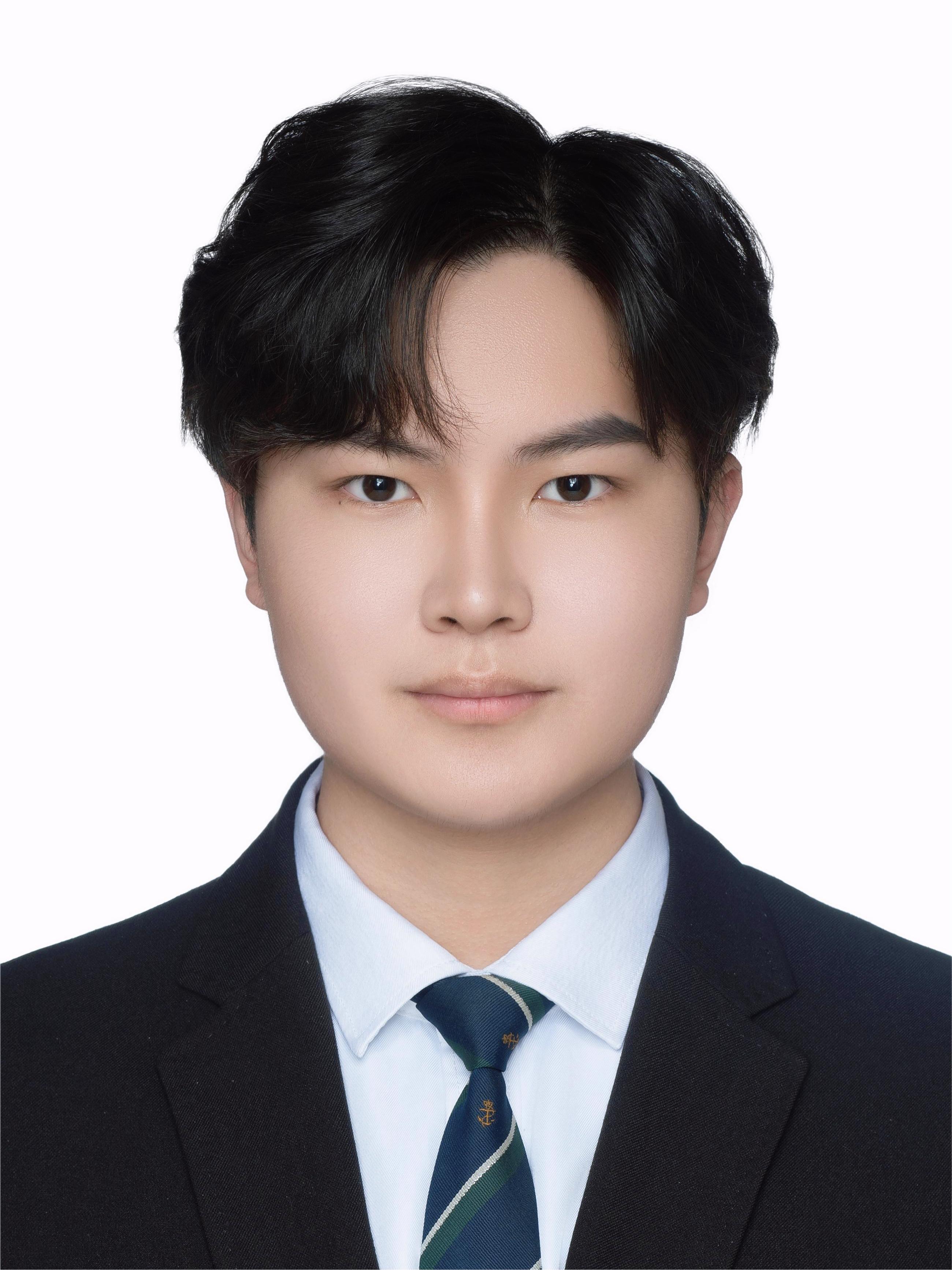 Zaiyan Zhang (张再筵)